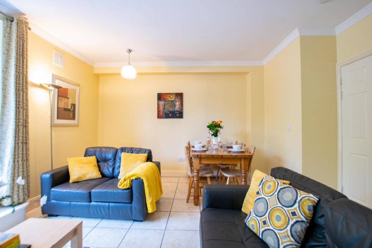 126 - Gort Na Coiribe 4 Bedroom Duplex, By Shortstays Galway Exterior foto