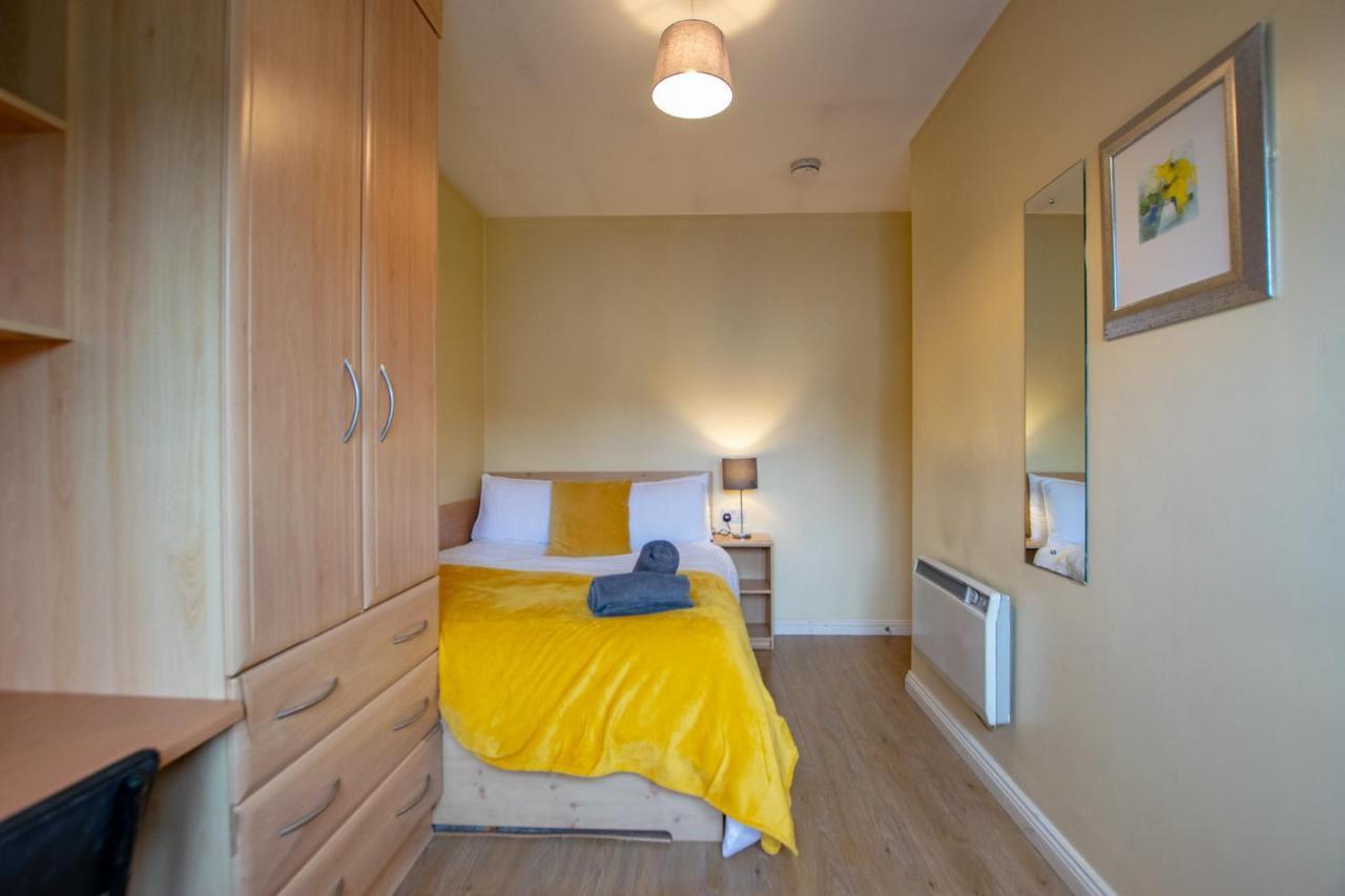 126 - Gort Na Coiribe 4 Bedroom Duplex, By Shortstays Galway Exterior foto